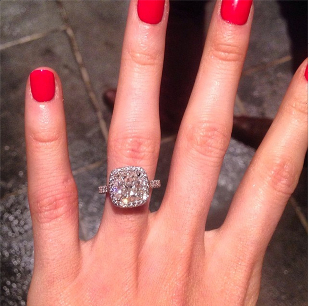 engagementring.jpg